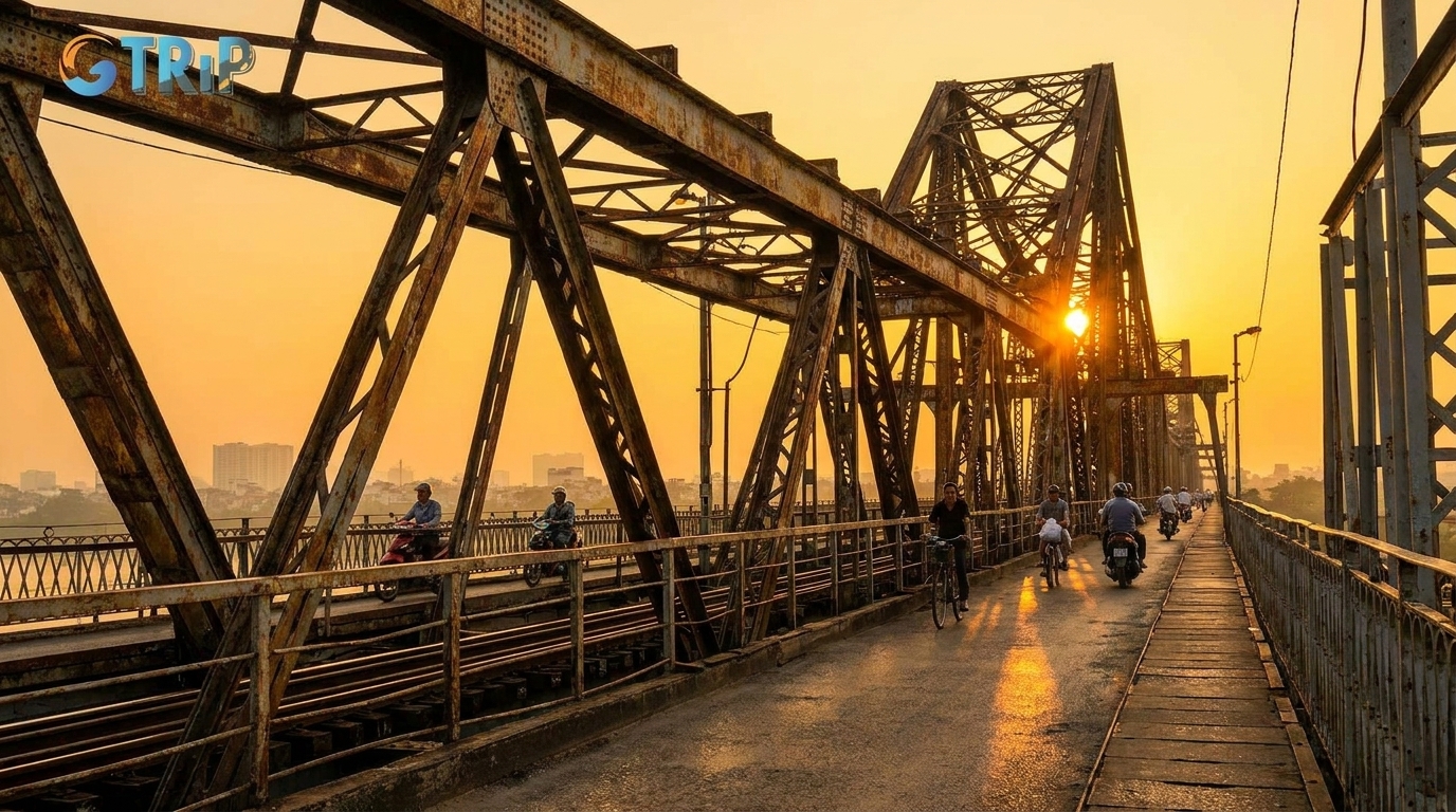 Long Bien Bridge Hanoi Red River dawn — Vietnam Unlock