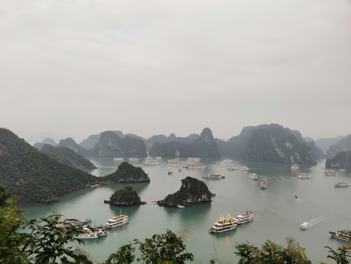 Ha Long Bay on a 2-night cruise — this is what the north is built around