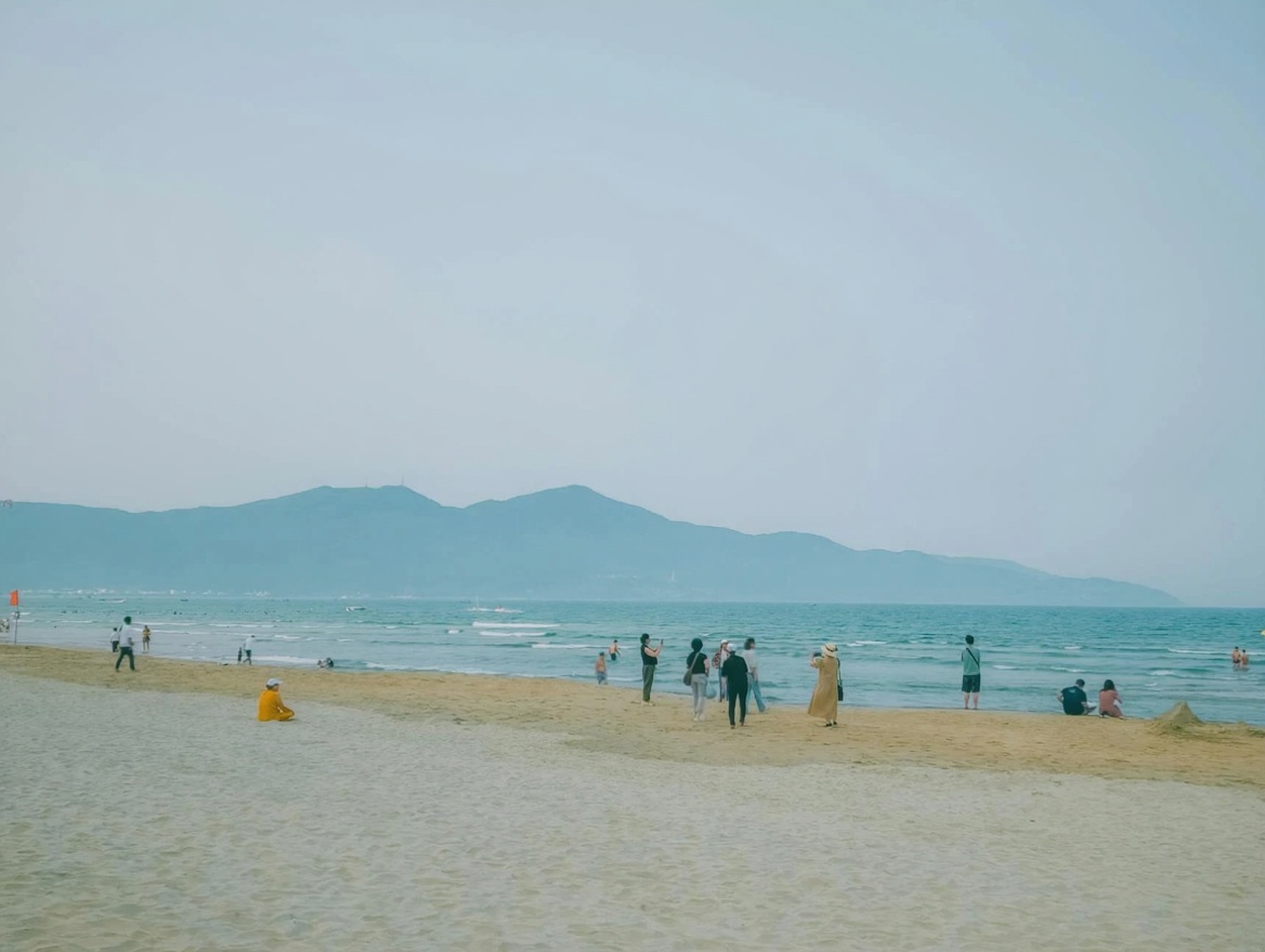 Da Nang Beaches: Which Stretch of 30 Kilometres Is Actually Worth Your Time