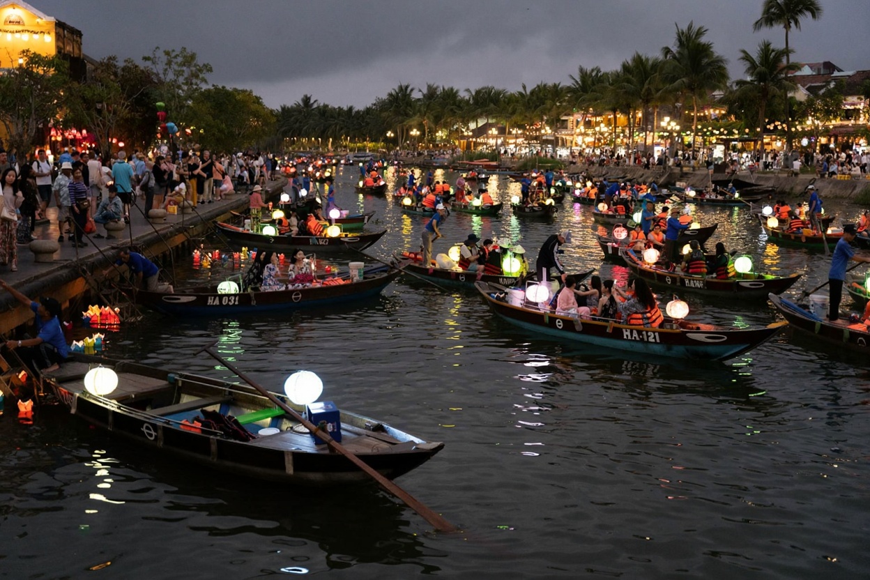 March in Hoi An — peak season is real, but the evenings still work