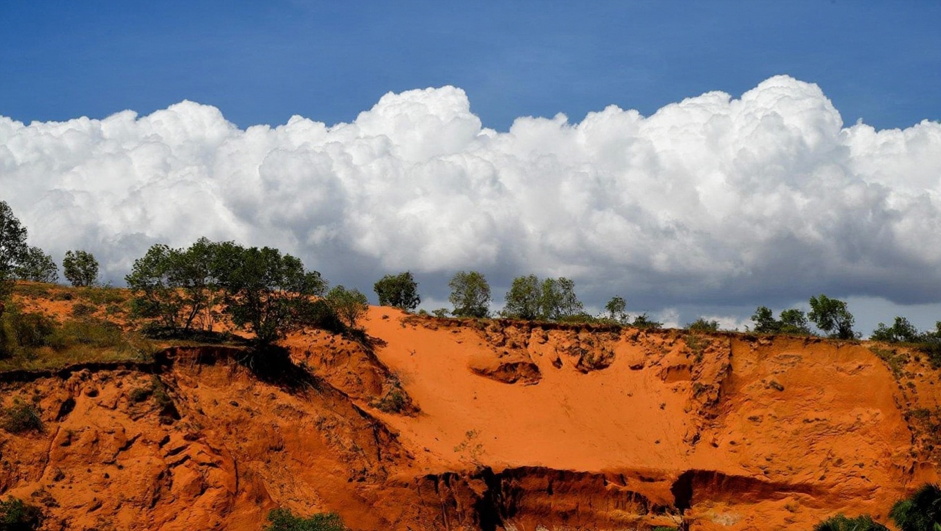 The Red Dunes at first light — the closest sand dune system to the Mui Ne resort strip