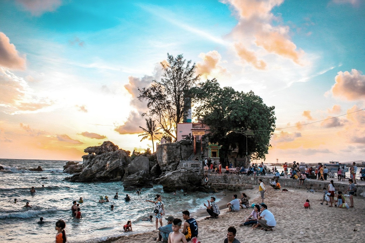 Phu Quoc Beaches: Which Are Worth It and Which to Skip