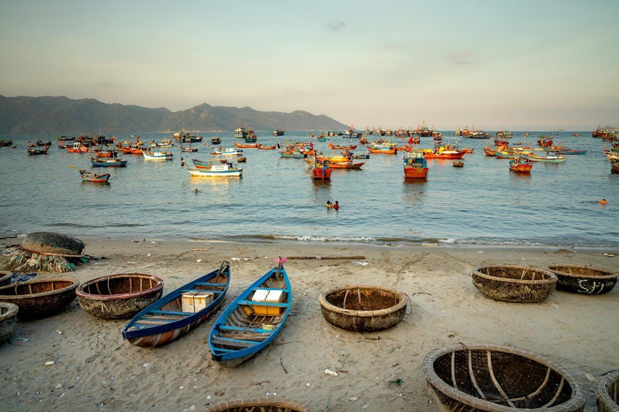 Rang Beach before the hotels wake up — this is what 7am looks like
