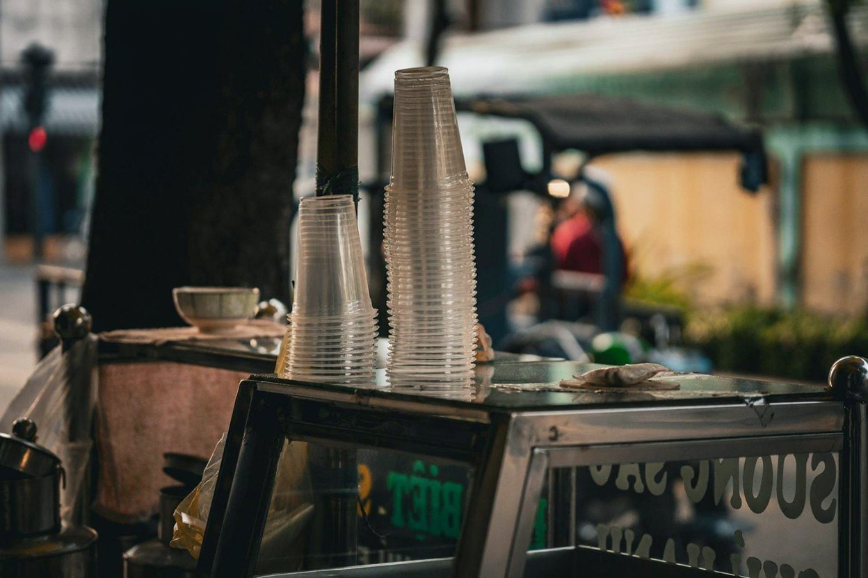 50,000 VND breakfast — sit where the locals sit, eat what they eat