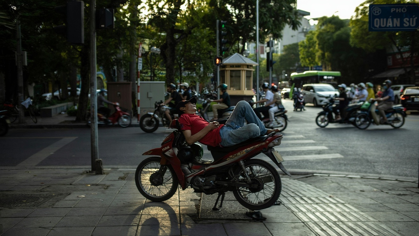 Hanoi in August — the heat index regularly hits 40°C on still days