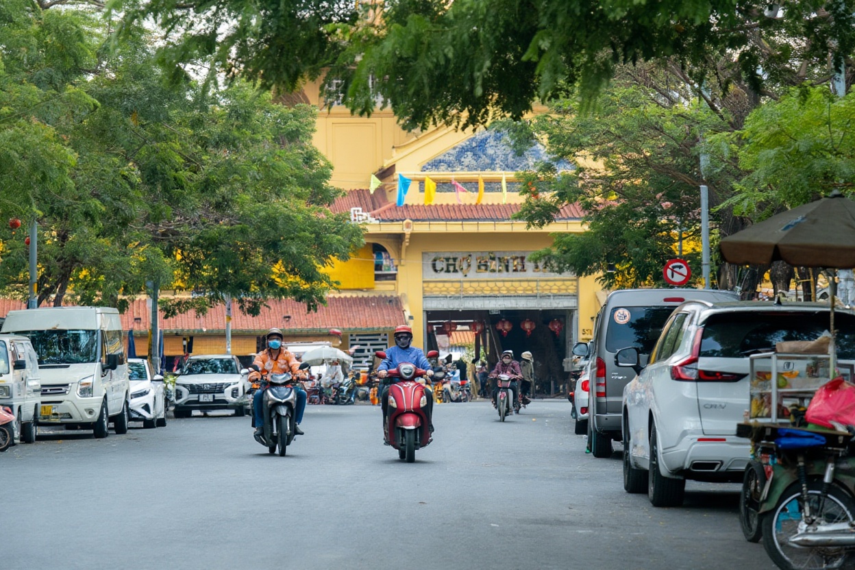 Saigon on day 10 — the energy hits different after 9 days in the north