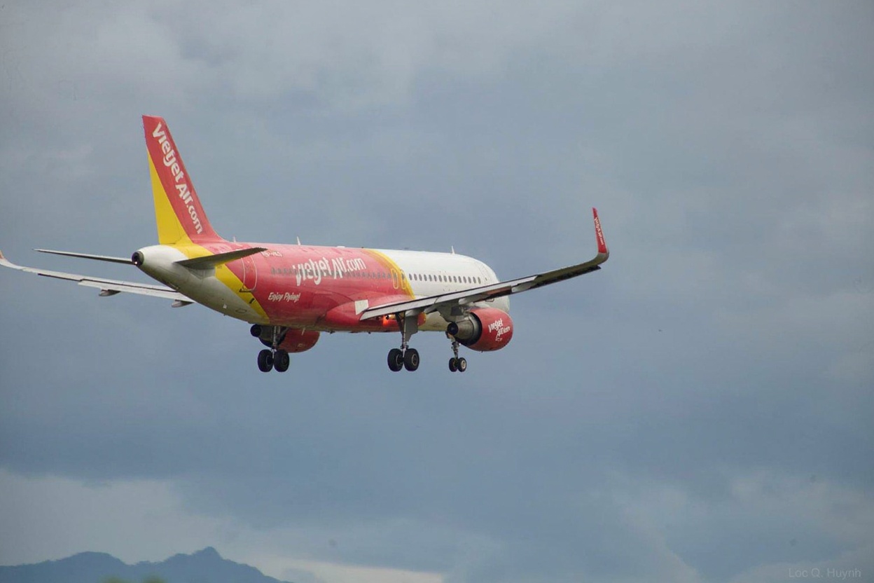 Da Nang airport departure — domestic flights connect Vietnam's cities in under two hours