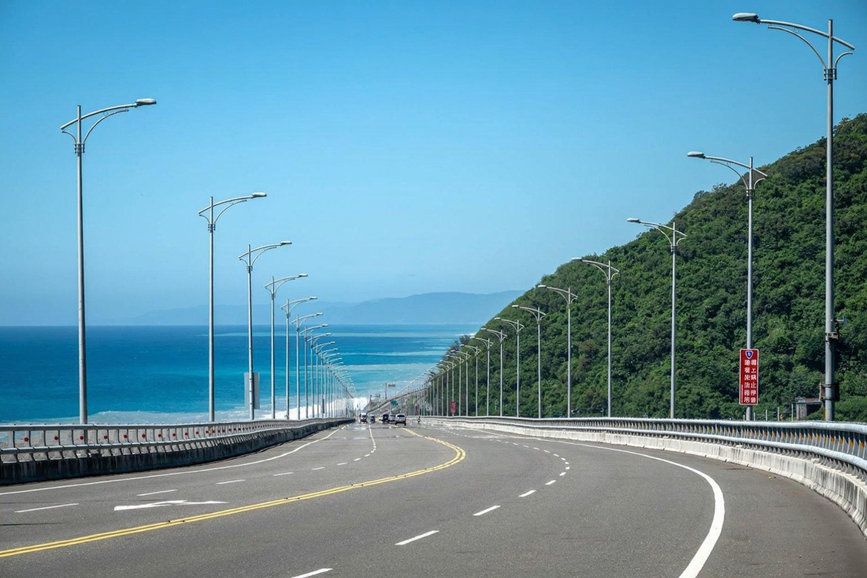 The coastal road between Quy Nhon and Tuy Hòa — minimal traffic, maximum scenery