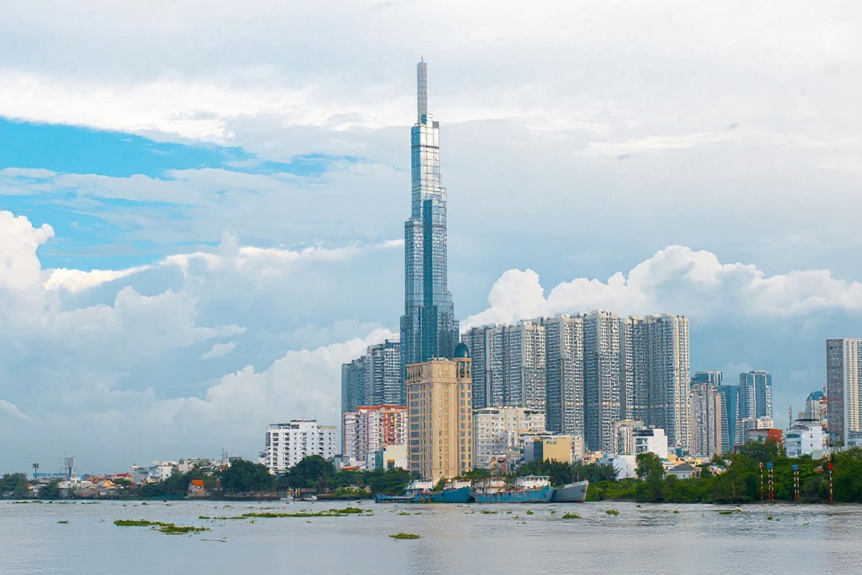 Saigon in December — the dry season version of the city at its cleanest