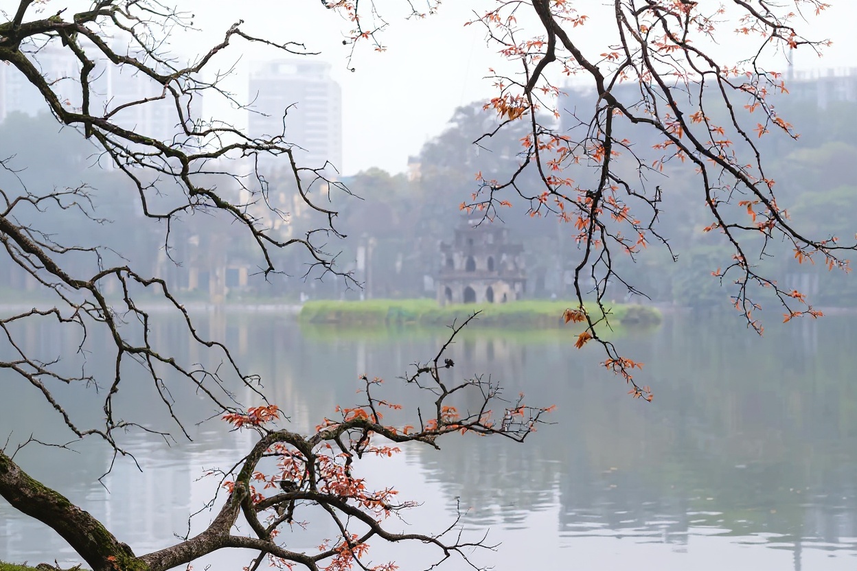 Hanoi in November — the city at its coolest and most pleasant